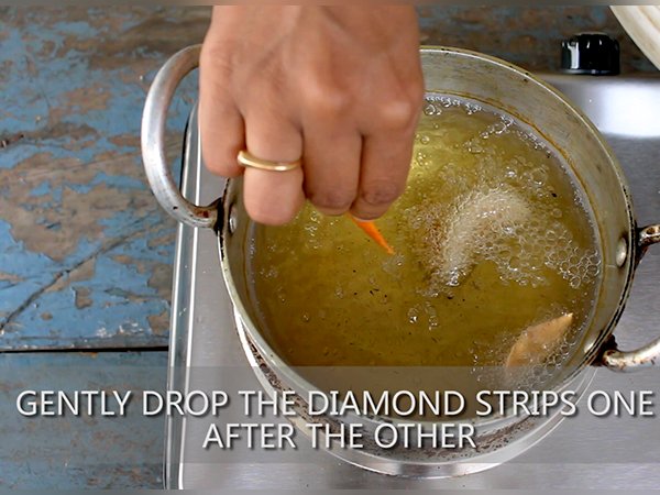 spicy shankarpali recipe