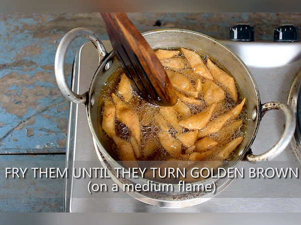 spicy shankarpali recipe