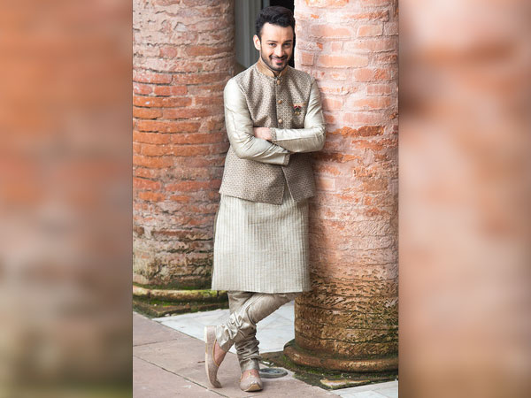 ಸ್ಟ್ರಿಪ್ಡ್