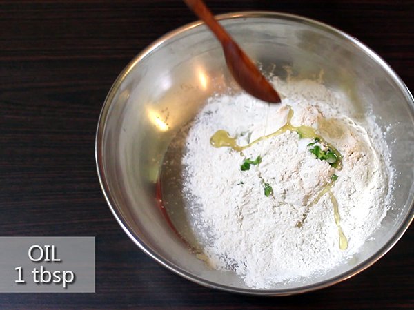 singhare ki poori recipe