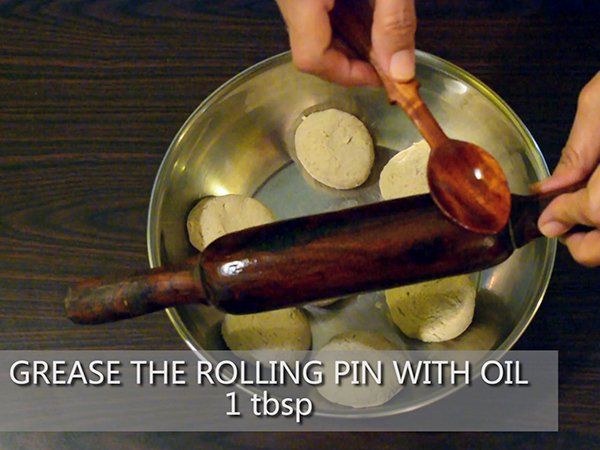 kuttu ki poori recipe