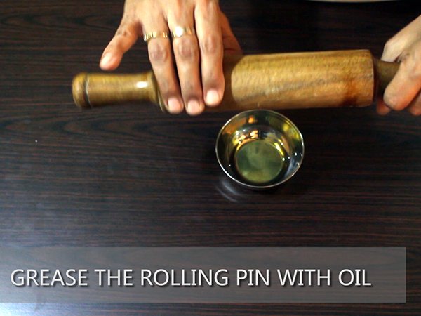 singhare ki poori recipe