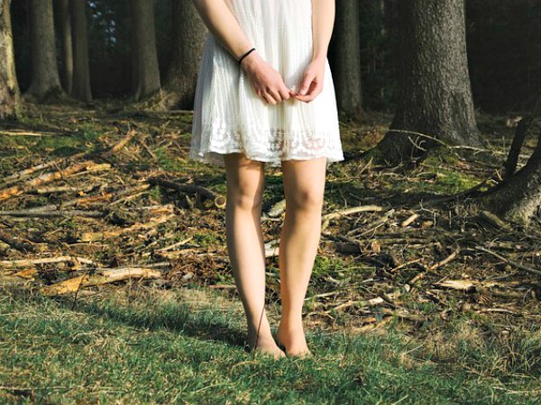 ಕಾಲುಗಳಲ್ಲಿ ಜುಮ್ಮೆನಿಸುವಿಕೆ ಕಾಲುಗಳಲ್ಲಿ ಜುಮ್ಮೆನಿಸುವಿಕೆ