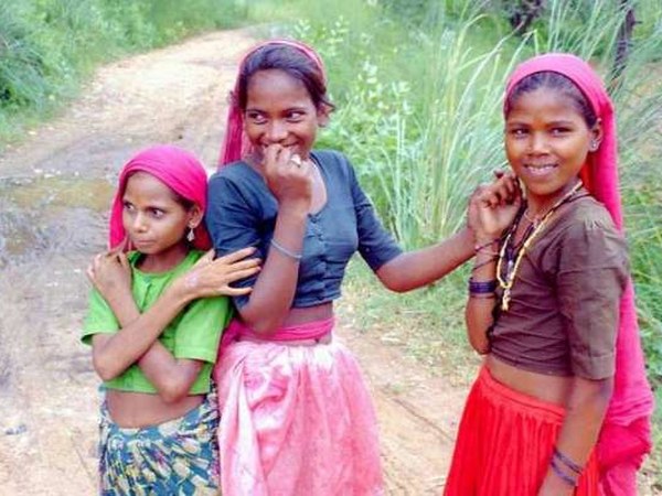 ಮಹಿಳೆಯರು ಹೆದರುತ್ತಾರೆ