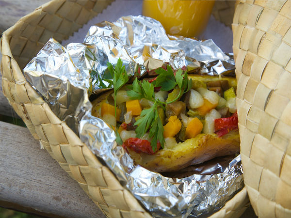 ಮನೆಯಲ್ಲಿ ತಯಾರಿಸಿದ ಆಹಾರವನ್ನು ಮಾತ್ರ ಸೇವಿಸಿ