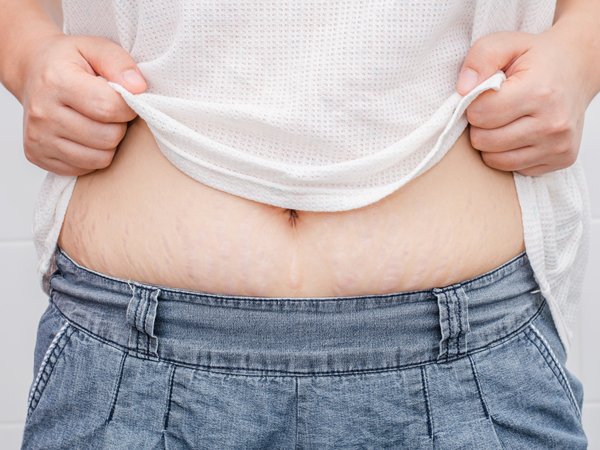 ಆಲೀವ್ ಆಯಿಲ್, ವಿಟಮಿನ್ ಇ ಎಣ್ಣೆ ಮತ್ತು ಕಿತ್ತಳೆ ಸಿಪ್ಪೆ ಪೌಡರ್ ಆಲೀವ್ ಆಯಿಲ್, ವಿಟಮಿನ್ ಇ ಎಣ್ಣೆ ಮತ್ತು ಕಿತ್ತಳೆ ಸಿಪ್ಪೆ ಪೌಡರ್