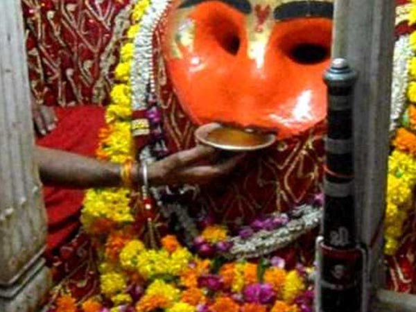 ದೇವಾಲಯ ಎಲ್ಲಿದೆ?