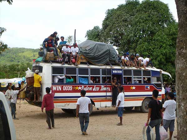 ಇಲ್ಲಿ ಪ್ರಯಾಣಿಸುವುದು ಪ್ರಯಾಣಿಕರಿಗೆ ಪ್ರಾಣಸಂಕಟ