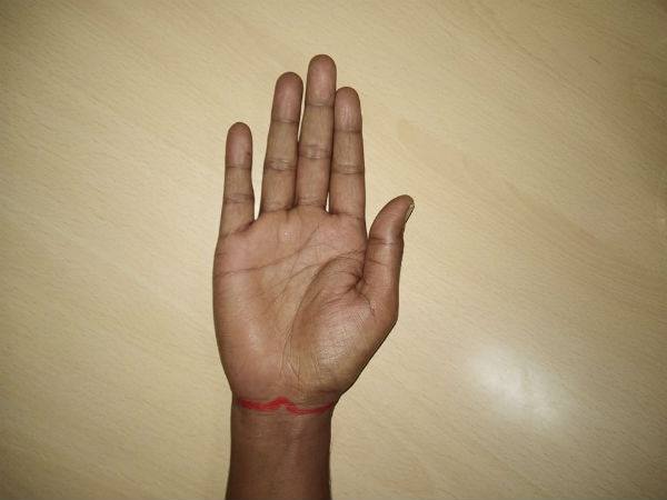 ಕೈಬಲೆ ಗೆರೆಯಲ್ಲಿ ಗುರುತುಗಳು 2 ಕೈಬಲೆ ಗೆರೆಯಲ್ಲಿ ಗುರುತುಗಳು 2