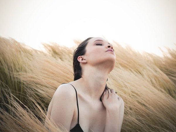 9 # ತ್ವಚೆಯ ತಾರುಣ್ಯವನ್ನು ಸ೦ರಕ್ಷಿಸುತ್ತದೆ 9 # ತ್ವಚೆಯ ತಾರುಣ್ಯವನ್ನು ಸ೦ರಕ್ಷಿಸುತ್ತದೆ