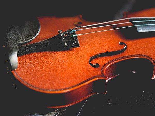 Romantic Songs To Dedicate To Your Girlfriend