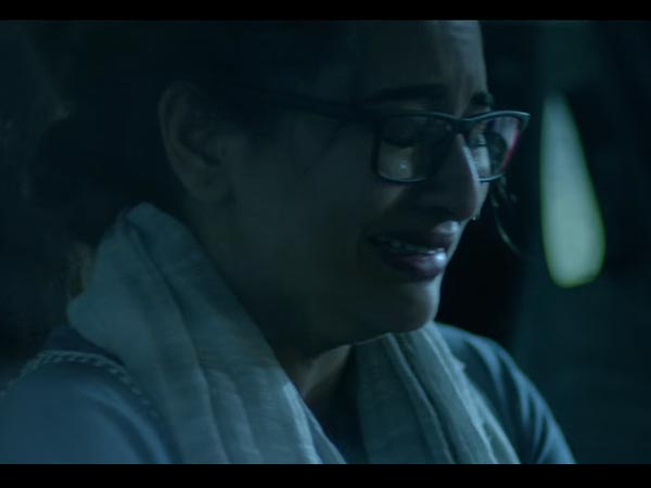 ಇಬ್ಬರು ದೂರ... ದೂರ...