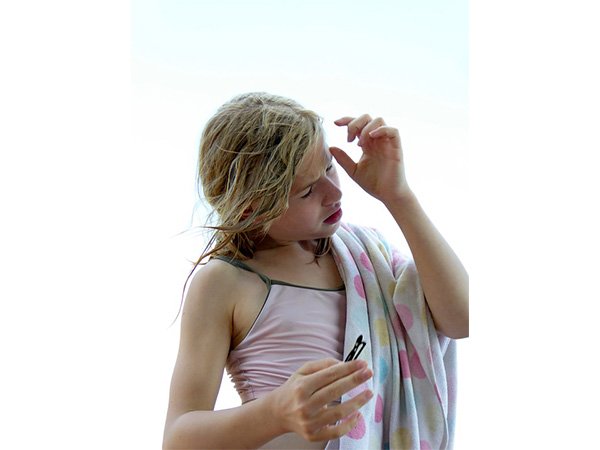 ಮೊದಲು ಕುತ್ತಿಗೆಯನ್ನು ಒಣಗಿಸಿದರೆ ಮೊದಲು ಕುತ್ತಿಗೆಯನ್ನು ಒಣಗಿಸಿದರೆ