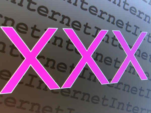 ನೀಲಿಚಿತ್ರಗಳ ಅತಿಯಾದ ಬಳಕೆ ನೀಲಿಚಿತ್ರಗಳ ಅತಿಯಾದ ಬಳಕೆ