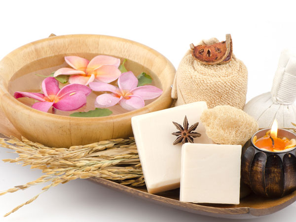 7. ಒಂದು ಹ್ಯೂಮಕ್ಟಂಟ್ ಆಗಿ ವರ್ತಿಸುತ್ತದೆ