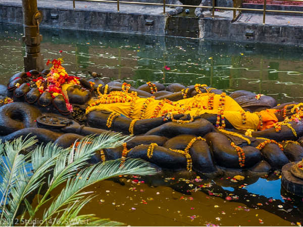 ವಿಷ್ಣುವಿಗೆ ಪ್ರಾರ್ಥನೆಯನ್ನು ಸಲ್ಲಿಸುವುದು