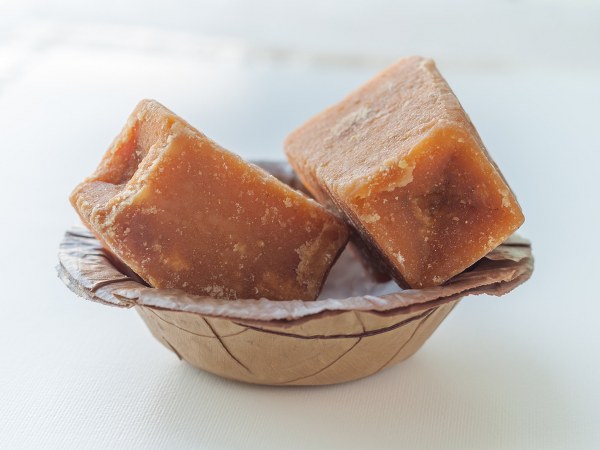 1.ತೂಕ ಇಳಿಸಲು ನೆರವಾಗುವ ಬೆಲ್ಲ