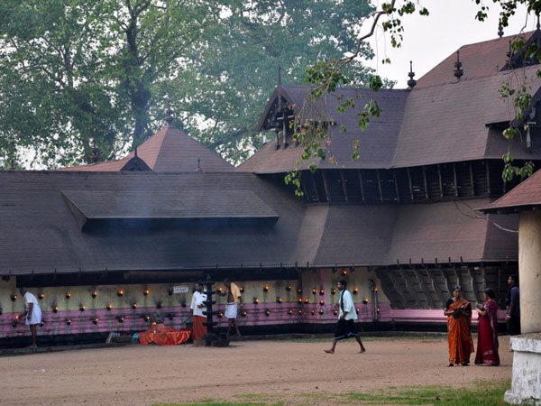 ಮನ್ನಾರಸಲ ದೇವಸ್ಥಾನ