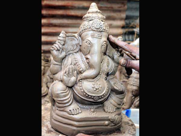 ಮೂರ್ತಿ ತಯಾರಿಕೆಗೆ ಬಳಸುವ ಸಾಮಗ್ರಿಗಳು