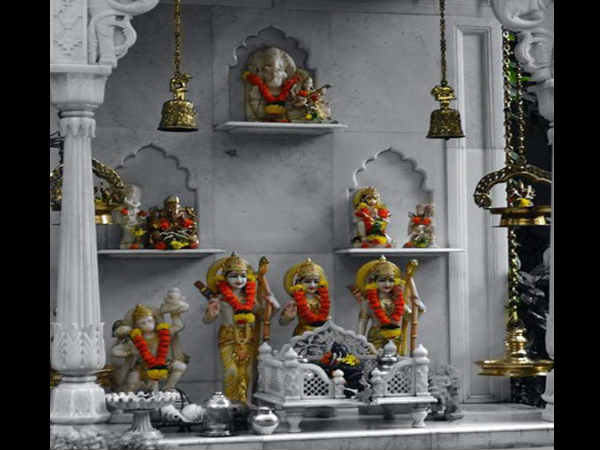 ಬೆಳಕಿನ ದಿಕ್ಕು