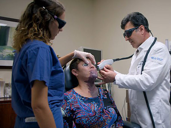 ಆಕೆ ವಸ್ಕ್ಯುಲರ್ ಬರ್ತ್ ಮಾರ್ಕ್ ಫೌಂಡೇಶನ್ ಗೆ ರಾಯಭಾರಿ