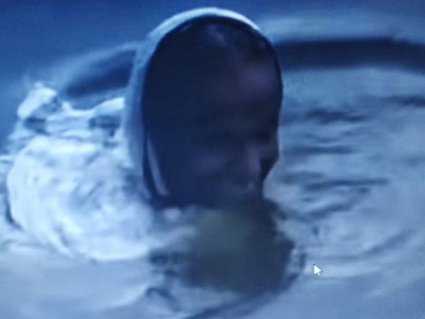 ಮಧ್ಯಾಹ್ನದ ಊಟಕ್ಕೆ ಮಾತ್ರ ನೀರಿನಿಂದ ಮೇಲೆ ಬರುವರು