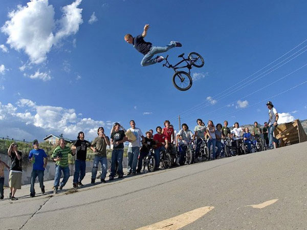 ಹಾರುವ ಮನುಷ್ಯ? ಹಾರುವ ಮನುಷ್ಯ?