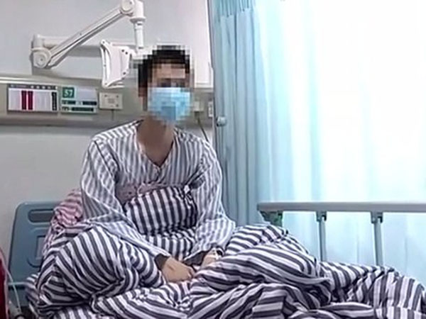 ಆತ ಟೂಥ್ ಪಿಕ್ ನ್ನು ಆಕಸ್ಮಿಕವಾಗಿ ನುಂಗಿ ಬಿಟ್ಟ ಆತ ಟೂಥ್ ಪಿಕ್ ನ್ನು ಆಕಸ್ಮಿಕವಾಗಿ ನುಂಗಿ ಬಿಟ್ಟ