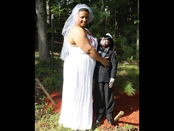 ಮದುವೆ ಪಟ್ಟಿಯಲ್ಲಿ ಇದೆಲ್ಲವೂ ಇತ್ತು ಮದುವೆ ಪಟ್ಟಿಯಲ್ಲಿ ಇದೆಲ್ಲವೂ ಇತ್ತು