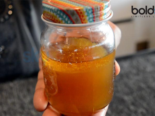 ಜೇನುತುಪ್ಪ - ಏಕತೆ ಮತ್ತು ಸಿಹಿಯನ್ನು ಸಂಕೇತಿಸುತ್ತದೆ