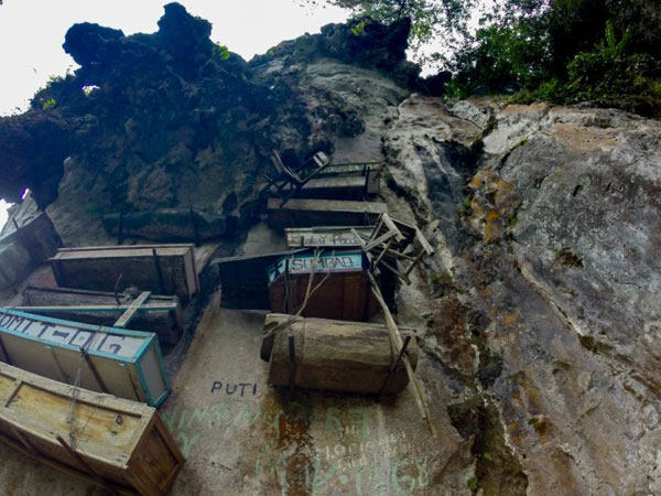 ಇದು ತುಂಬಾ ಪುರಾತನ ಸಂಪ್ರದಾಯ ಇದು ತುಂಬಾ ಪುರಾತನ ಸಂಪ್ರದಾಯ