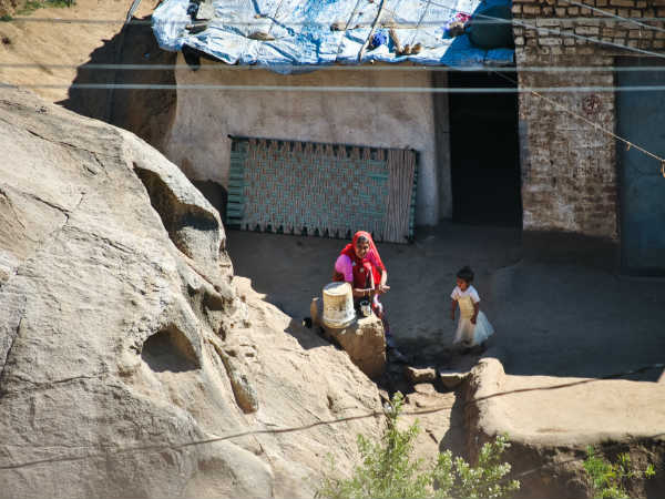 ಹೆಚ್ಚಾಗಿ ಗ್ರಾಮೀಣ ಪ್ರದೇಶದಲ್ಲಿ 