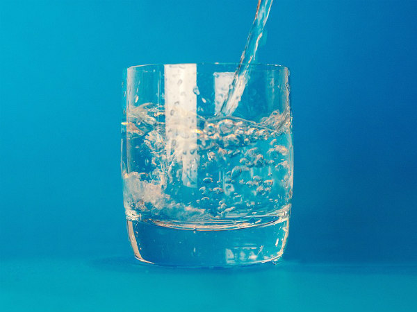 ಕಳೆದುಕೊಂಡಿದ್ದ ದ್ರವವನ್ನು ಮರುದುಂಬಿಸುತ್ತದೆ ಕಳೆದುಕೊಂಡಿದ್ದ ದ್ರವವನ್ನು ಮರುದುಂಬಿಸುತ್ತದೆ