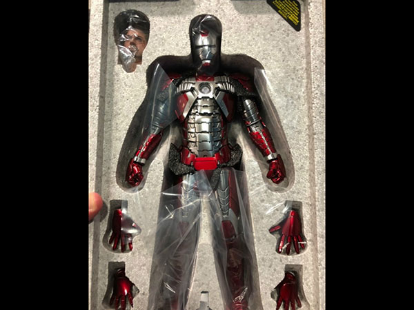 ಸಿನಿಮಾ ವೀಕ್ಷಿಸಿದ ಬಳಿಕ ಆಟಿಕೆ ಖರೀದಿ ಮಾಡುತ್ತಿದ್ದ