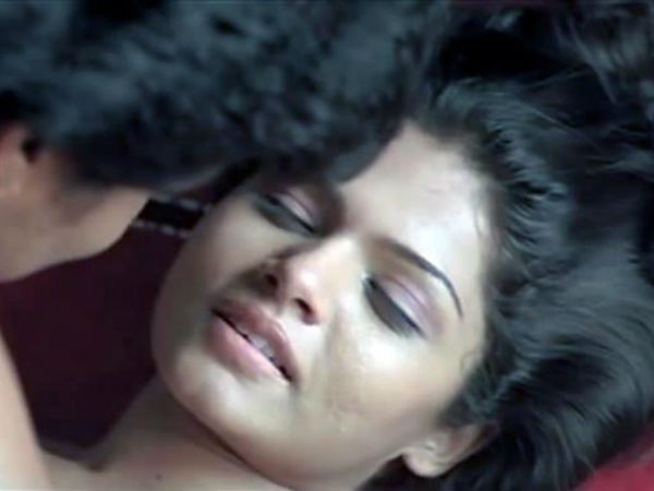 ಏಕಾಏಕಿ ಸೆಕ್ಸ್ ಗೆ ಮುನ್ನುಗುವ ಮುಂಚೆ ಸ್ವಲ್ಪ ರೋಮ್ಯಾನ್ಸ್ ನಲ್ಲಿ ಕಾಲ ಕಳೆಯುವುದನ್ನು ರೂಡಿ ಮಾಡಿಕೊಳ್ಳಿ 