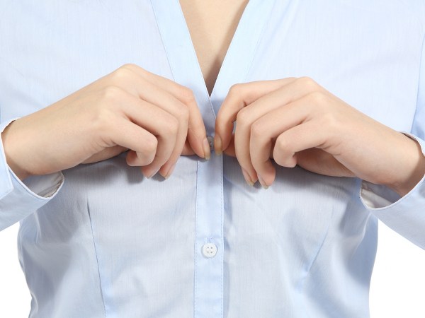 ಪ್ರತೀ ಬಟ್ಟೆಯ ಲೇಬಲ್ ಮತ್ತು ಟ್ಯಾಗ್ ಓದಿಕೊಳ್ಳಿ