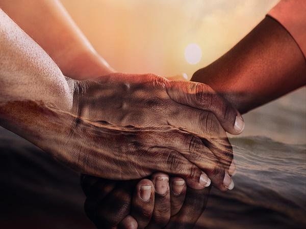 ರಾಜಕೀಯ ನಾಯಕನ ಹಸ್ತಲಾಘವ