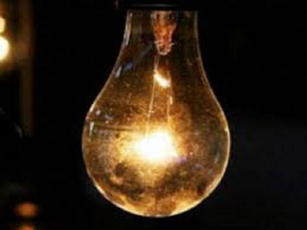 ಹೂದಾನಿಗಳನ್ನು ತಯಾರಿಸುವುದು