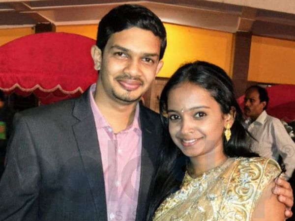 ಮೊದಲ ಕರೆ, ಭೇಟಿ