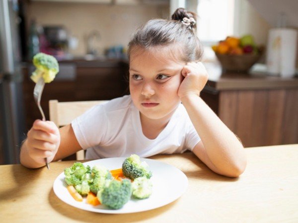 4. ಬ್ರೇಕ್‌ಫಾಸ್ಟ್‌ ತುಂಬಾ ಕಡಿಮೆ ತಿನ್ನುವುದು