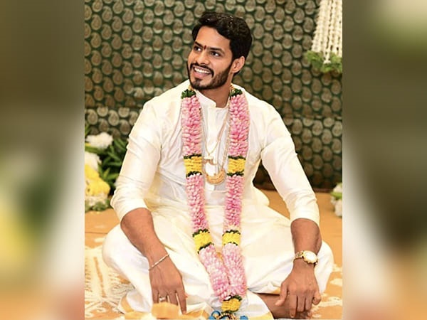 ಮದುವೆ ಶಾಸ್ತ್ರದಲ್ಲಿ ಸಿಲ್ಕ್ ಪಂಚೆ-ಶರ್ಟ್‌ನಲ್ಲಿ ಮಿಂಚಿದ ನಿಖಿಲ್