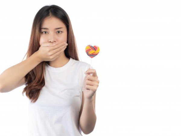 8. ಸ್ವಲ್ಪ ತಿಂದರೂ ಹೊಟ್ಟೆ ತುಂಬಿದಂತೆ ಅನಿಸುವುದು