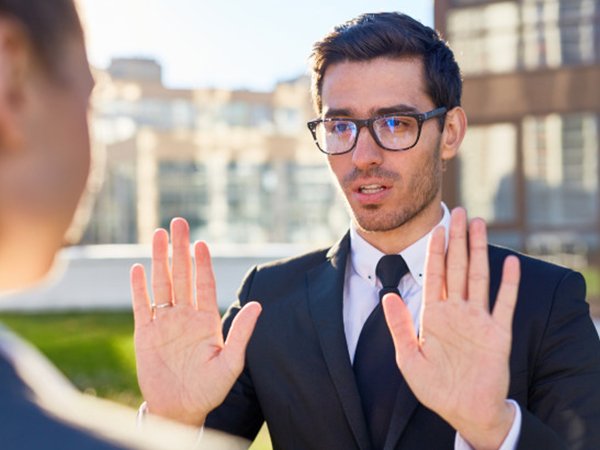 4. ವಾಸ್ತವದಿಂದ ದೂರವಿರುವುದು