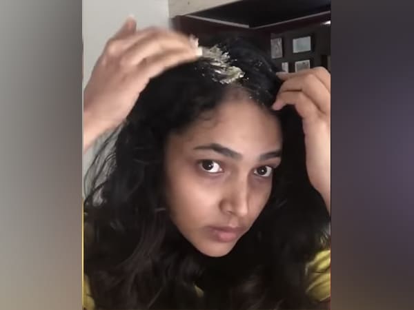 ತಲೆಗೆ ಪೇಸ್ಟ್ ಹಚ್ಚಿ