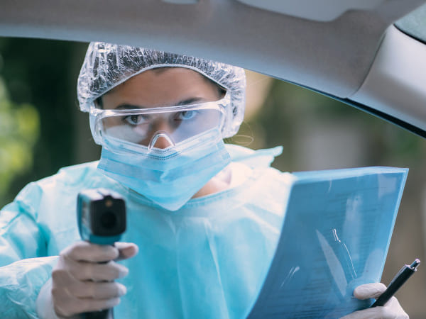  ಕನ್ನಡ ಹಾಗೂ ಫೇಸ್‌ಶೀಲ್ಡ್ ತುಂಬಾ ಪರಿಣಾಮಕಾರಿ