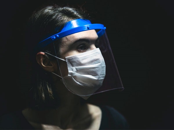 ಫೇಸ್‌ ಮಾಸ್ಕ್ ಬದಲಿಗೆ ಫೇಸ್‌ ಶೀಲ್ಡ್ ಪರಿಣಾಮಕಾರಿಯೇ?