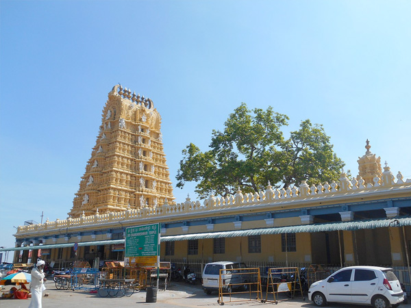 ಯಾವಾಗ ಹೆಚ್ಚಿನ ಸಂಖ್ಯೆಯಲ್ಲಿ ಭಕ್ತರು ಬರುತ್ತಾರೆ?