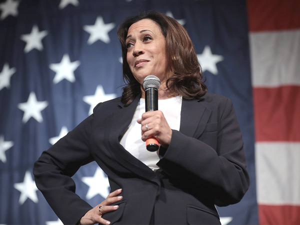 ಹಿಂದೂ-ಕ್ರಿಶ್ಚಿಯನ್ ಹುಡುಗಿ