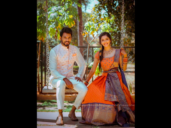 ಘಾಗ್ರ ಲುಕ್‌