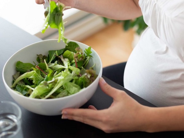 ಗರ್ಭಿಣಿ ಮಹಿಳೆಯರು ಅಗತ್ಯವಾಗಿ ಸೇವಿಸಬೇಕಾದ ಪೌಷ್ಟಿಕಾಂಶಗಳ ವಿವರ : -